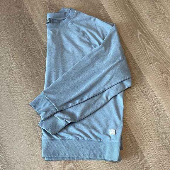 Vuori Long-Sleeve Halo Crew - Picture 1 of 5
